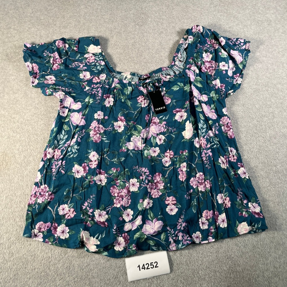 NWT Torrid Flutter Blouse Top Womens 0 Blue Floral Stretch Square Short Sleeve